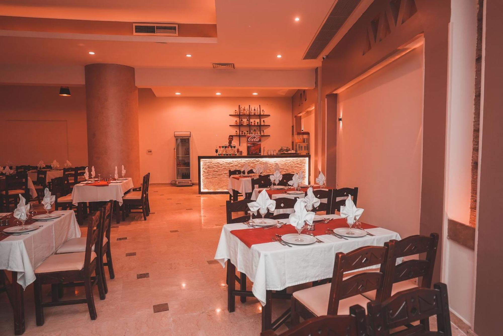 Eagles Downtown Zahabia Resort & Aqua Park Hurghada Exterior photo