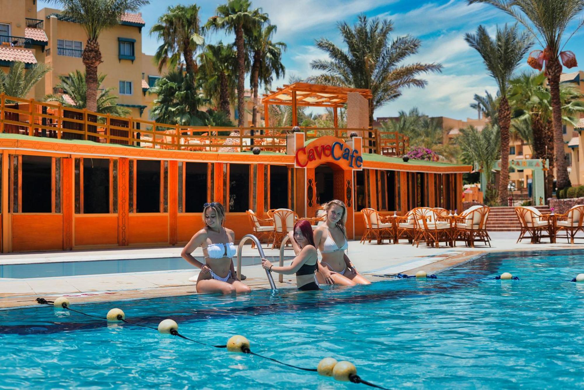 Eagles Downtown Zahabia Resort & Aqua Park Hurghada Exterior photo